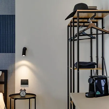 Linaio - The House Of Travelers 招待所