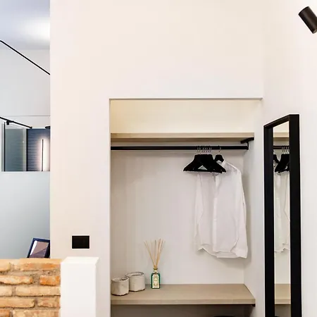 Linaio - The House Of Travelers Casa de hóspedes Como