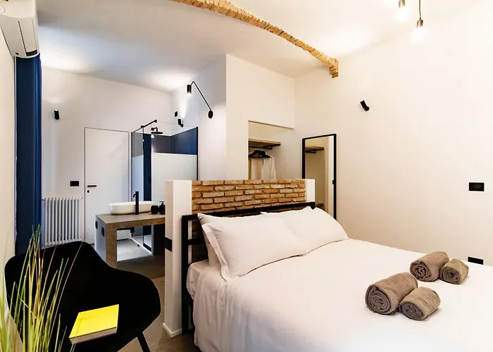 Πανσιόν Linaio - The House Of Travelers