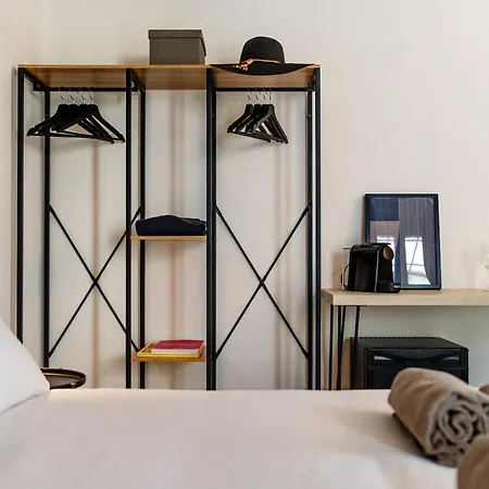 Konukevi Linaio - The House Of Travelers Como